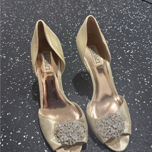 Badgley Mischka Gold Crystal Embellished Heels